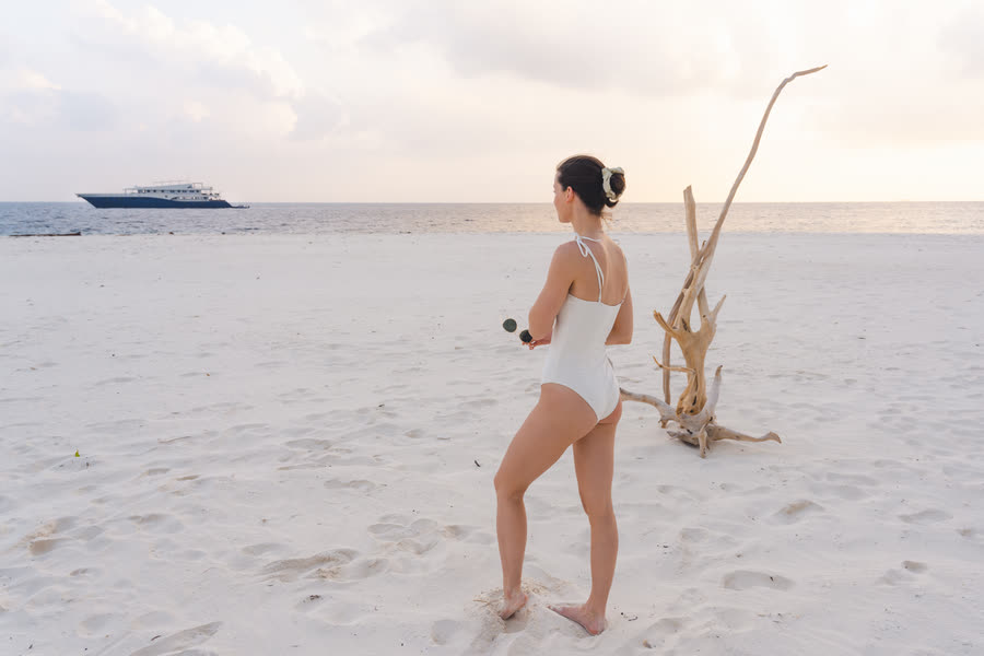 The sandbank, and the yacht that brought you